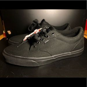 Men’s vans shoes NEW